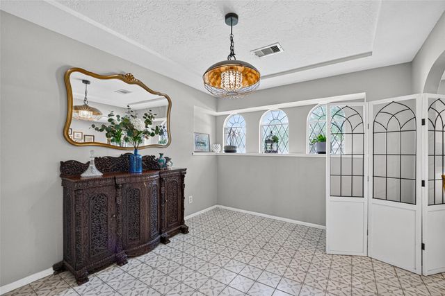 4114 Willow Hill Drive, Seabrook, TX 77586