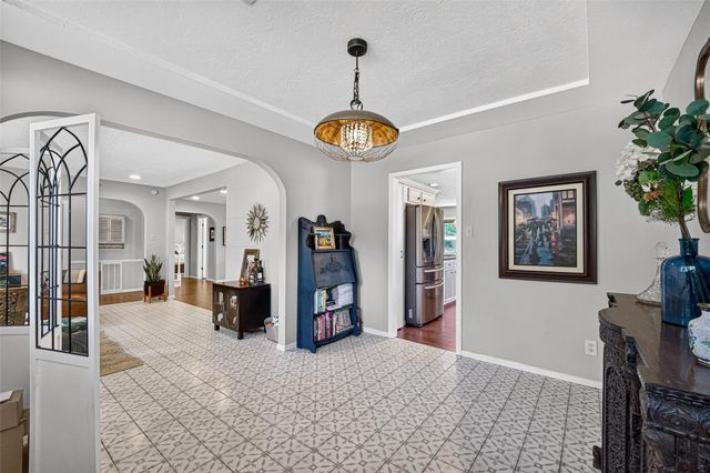 4114 Willow Hill Drive, Seabrook, TX 77586