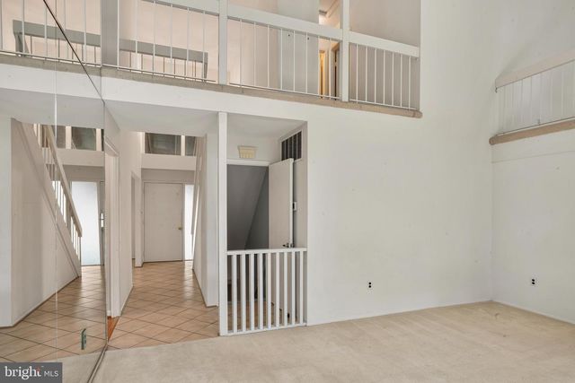 2609 WOODFERN CT, Woodbridge, VA 22192