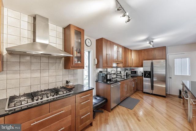 2609 WOODFERN CT, Woodbridge, VA 22192