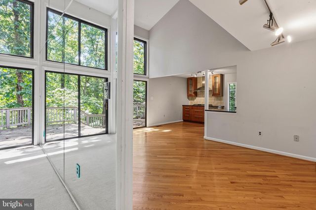 2609 WOODFERN CT, Woodbridge, VA 22192