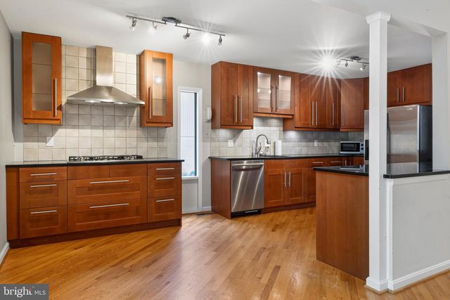 2609 WOODFERN CT, Woodbridge, VA 22192