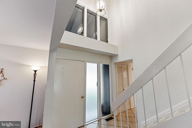 2609 WOODFERN CT, Woodbridge, VA 22192