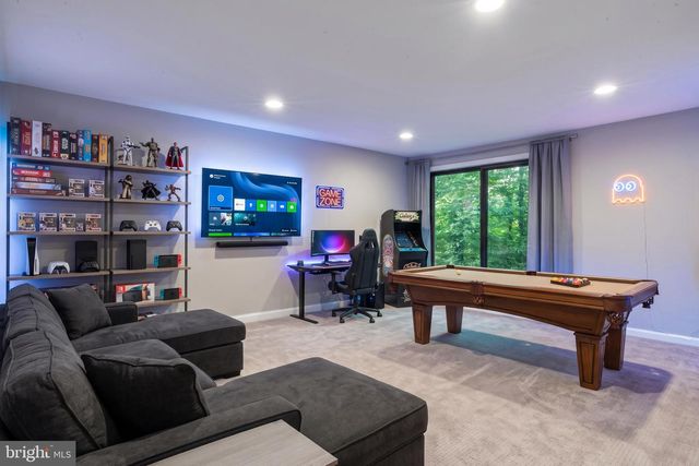 2609 WOODFERN CT, Woodbridge, VA 22192