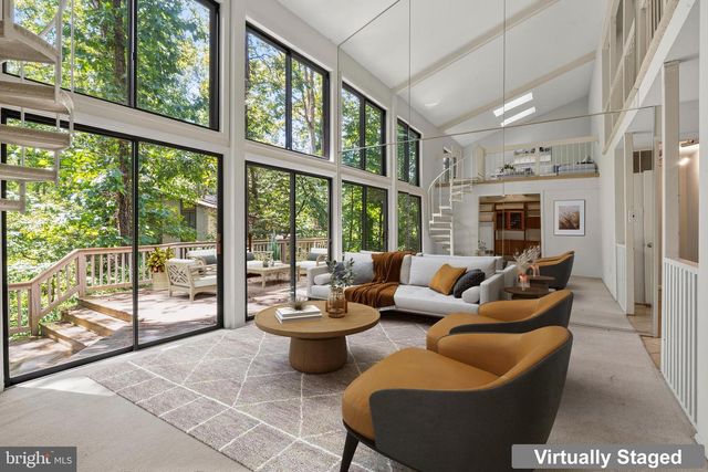 2609 WOODFERN CT, Woodbridge, VA 22192