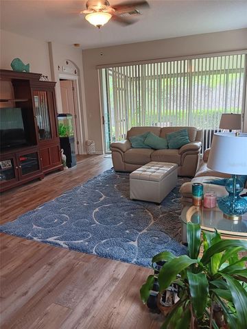 7409 SURREY WOOD LANE, Apollo Beach, FL 33572