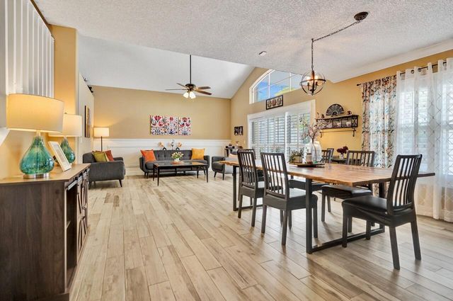 6423 Barton Creek Circle, Lake Worth, FL 33463