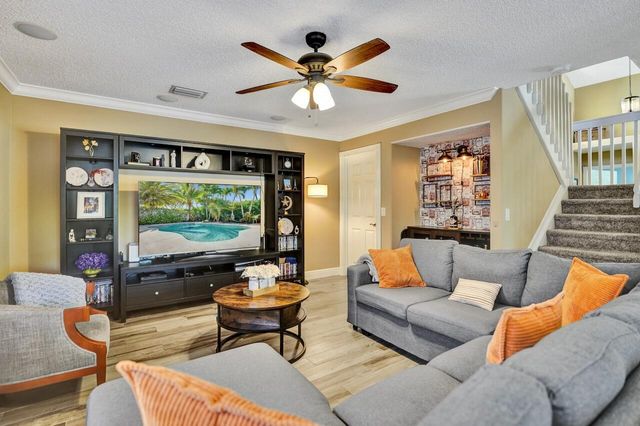 6423 Barton Creek Circle, Lake Worth, FL 33463