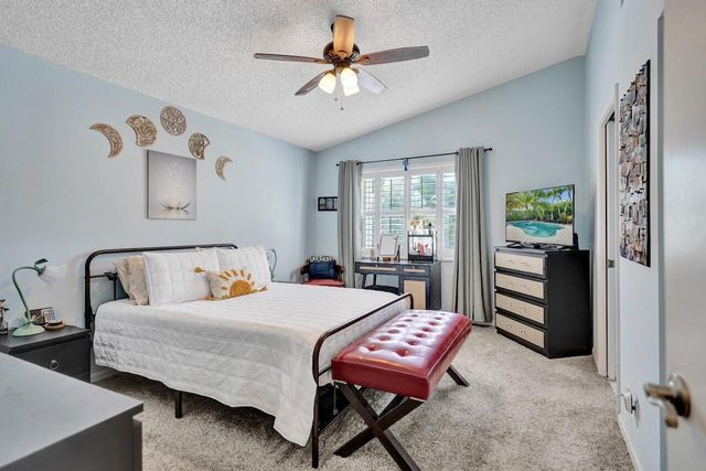 6423 Barton Creek Circle, Lake Worth, FL 33463