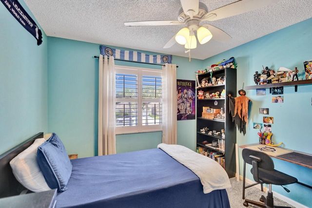 6423 Barton Creek Circle, Lake Worth, FL 33463