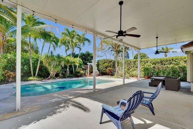 6423 Barton Creek Circle, Lake Worth, FL 33463