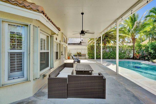 6423 Barton Creek Circle, Lake Worth, FL 33463