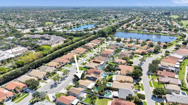 6423 Barton Creek Circle, Lake Worth, FL 33463