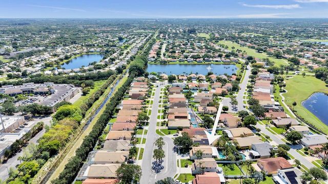 6423 Barton Creek Circle, Lake Worth, FL 33463