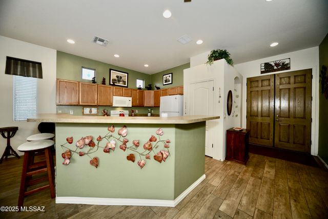 938 W Ashworth Road, Green Valley, AZ 85614