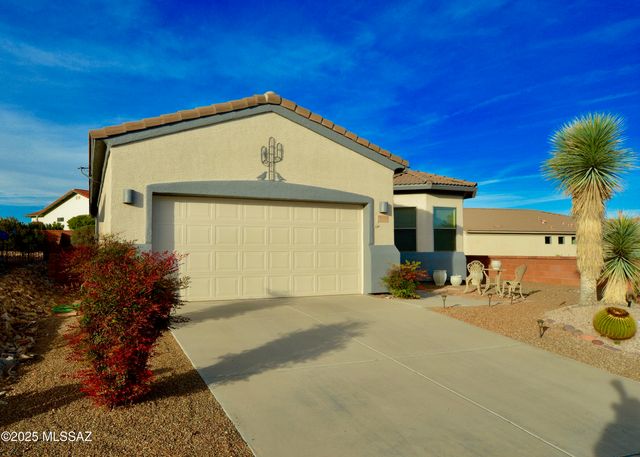 938 W Ashworth Road, Green Valley, AZ 85614