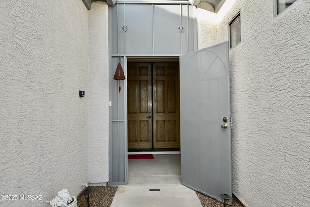 938 W Ashworth Road, Green Valley, AZ 85614