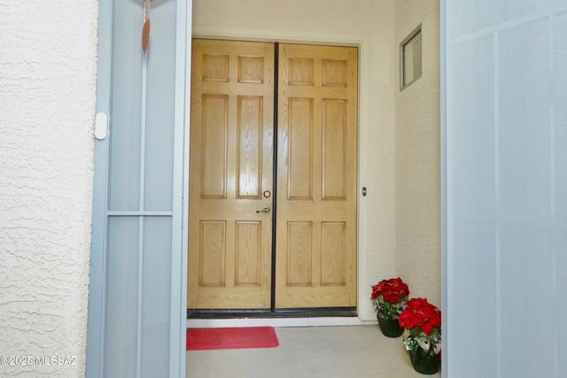 938 W Ashworth Road, Green Valley, AZ 85614