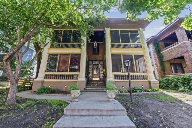2445 Aldrich Avenue S, Minneapolis, MN 55405