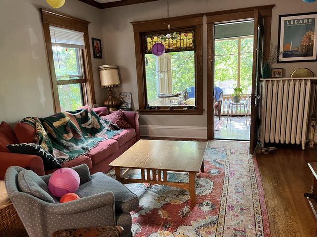 2445 Aldrich Avenue S, Minneapolis, MN 55405