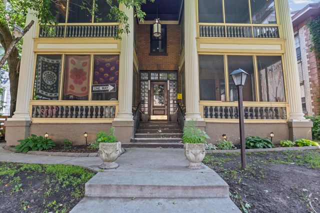 2445 Aldrich Avenue S, Minneapolis, MN 55405