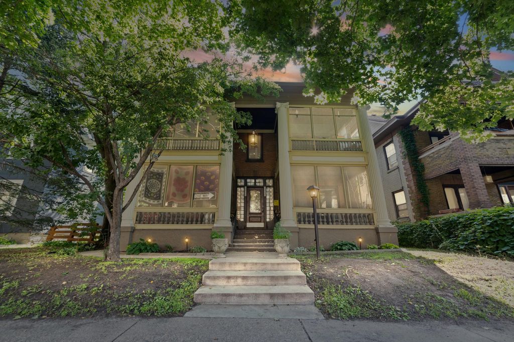 2445 Aldrich Avenue S, Minneapolis, MN 55405