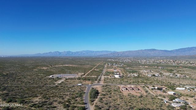 3106 E Andrada Road # 13, Vail, AZ 85641