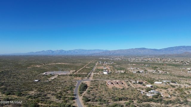 3106 E Andrada Road # 13, Vail, AZ 85641