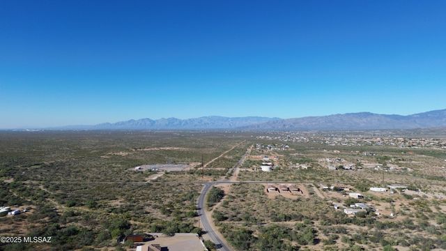 3106 E Andrada Road # 13, Vail, AZ 85641