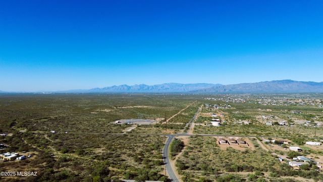 3106 E Andrada Road # 13, Vail, AZ 85641