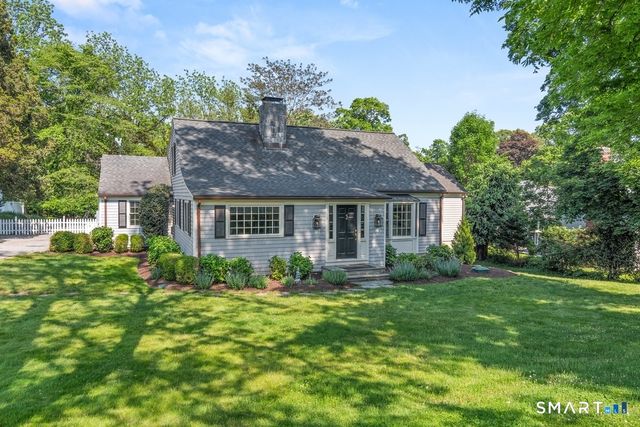 28 East Lane, Darien, CT 06820