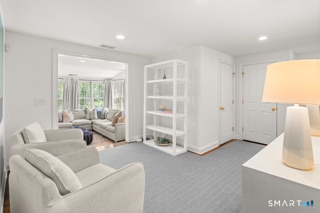 28 East Lane, Darien, CT 06820
