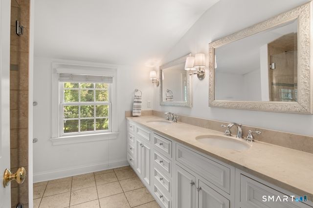 28 East Lane, Darien, CT 06820