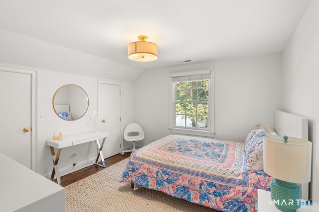 28 East Lane, Darien, CT 06820