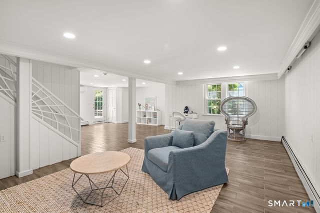 28 East Lane, Darien, CT 06820