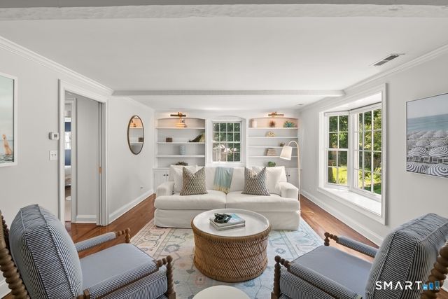 28 East Lane, Darien, CT 06820
