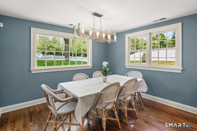 28 East Lane, Darien, CT 06820