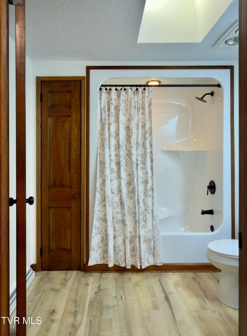 308 Castaway Drive, Kingsport, TN 37663