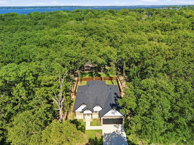 216 E Beachwood Loop, Trinidad, TX 75163