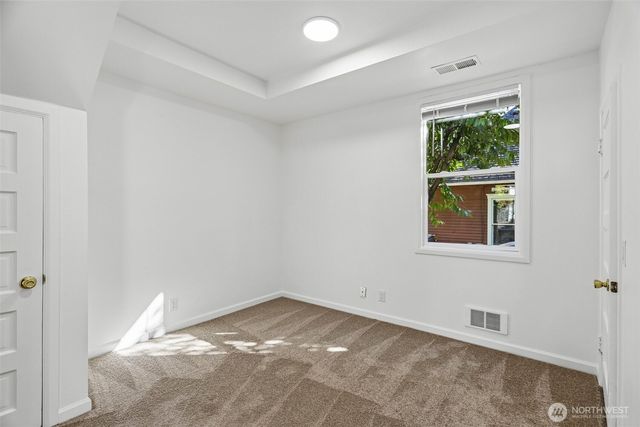 6558 16th Avenue NW, Seattle, WA 98117