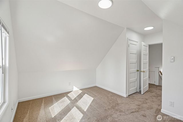 6558 16th Avenue NW, Seattle, WA 98117