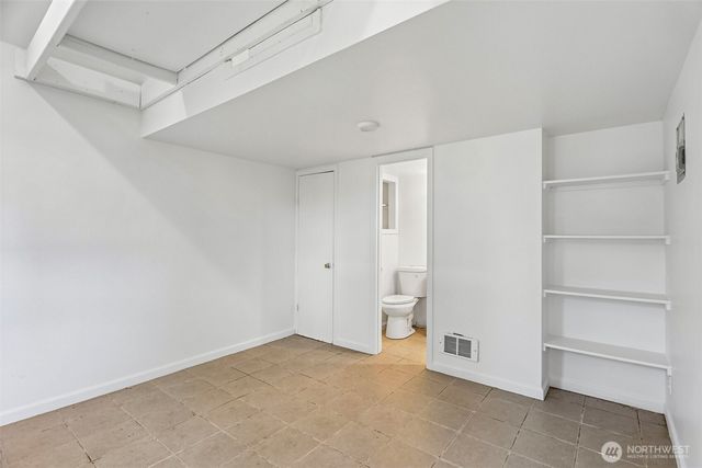 6558 16th Avenue NW, Seattle, WA 98117