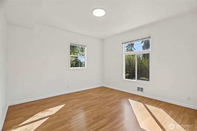 6558 16th Avenue NW, Seattle, WA 98117