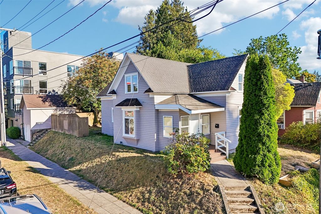 6558 16th Avenue NW, Seattle, WA 98117