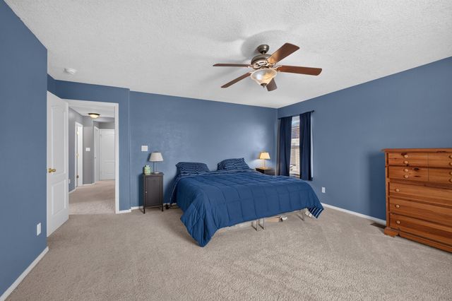 2912 McKinnon Way SW, Albuquerque, NM 87121