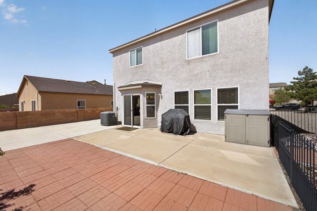 2912 McKinnon Way SW, Albuquerque, NM 87121
