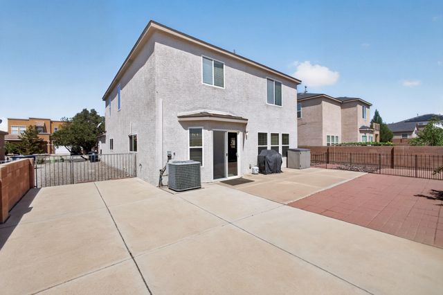 2912 McKinnon Way SW, Albuquerque, NM 87121