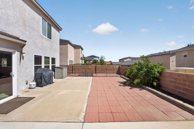 2912 McKinnon Way SW, Albuquerque, NM 87121