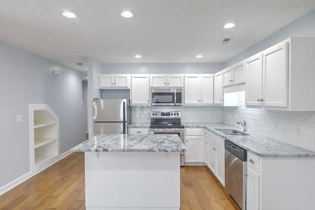 2882 Mackenzie Court, Mount Pleasant, SC 29464