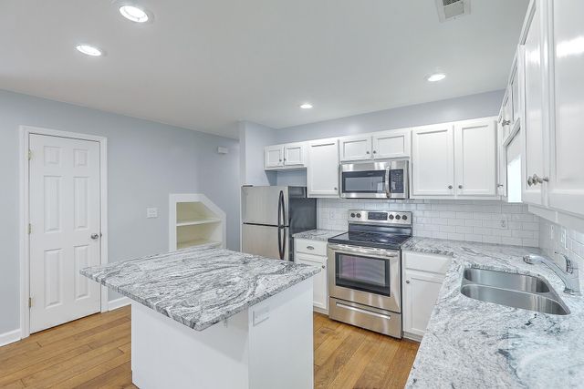 2882 Mackenzie Court, Mount Pleasant, SC 29464